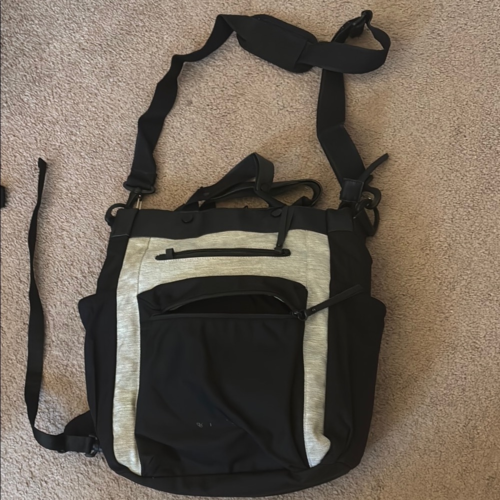 Sherpani Convertible Bag